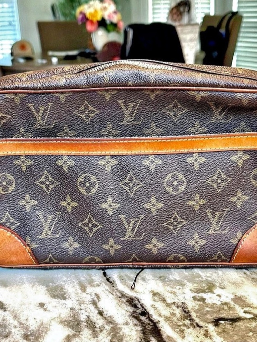 Vintage Louis Vuitton Compiegne 28 Clutch Brown Monogram
